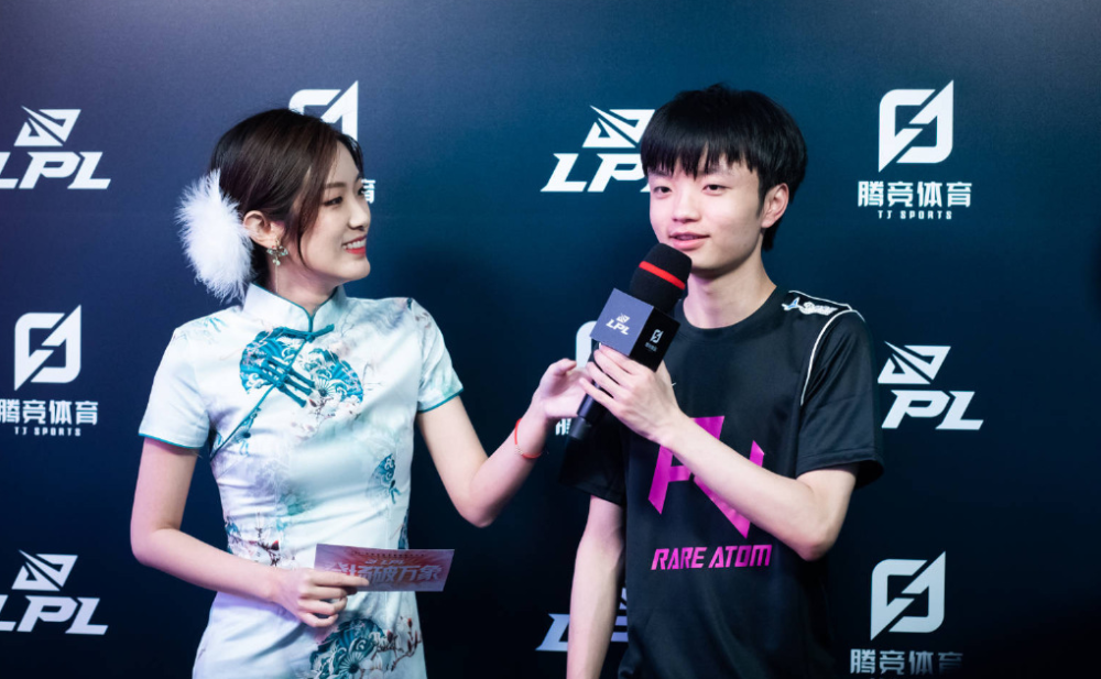 开云体育app-HKA轻取DFM，Meiko线上压制力十足强强对话淘汰赛，让粉丝疯狂欢呼