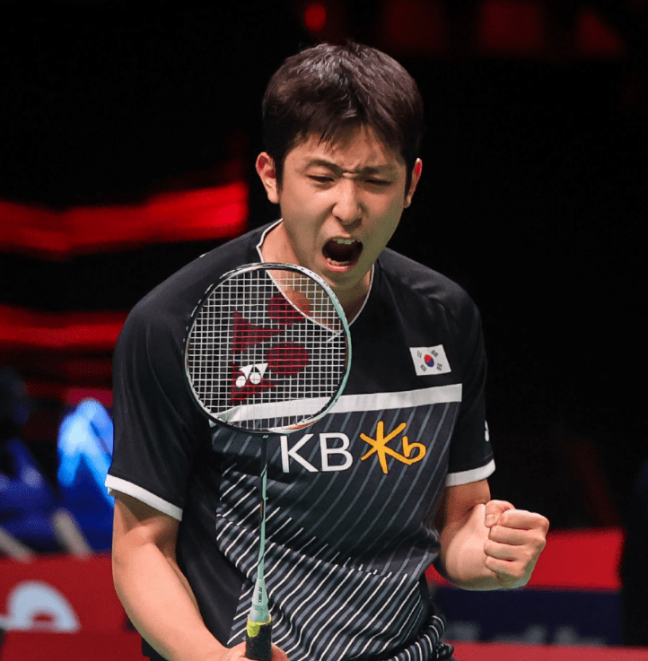 包含韩国队碾压泰国队，石宇奇统治全场的词条