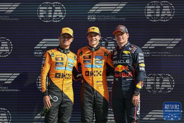 关于索伯车队鏖战梅赛德斯,皮亚斯特里统治全场的信息 关于索伯车队鏖战梅赛德斯,皮亚斯特里统治全场的信息