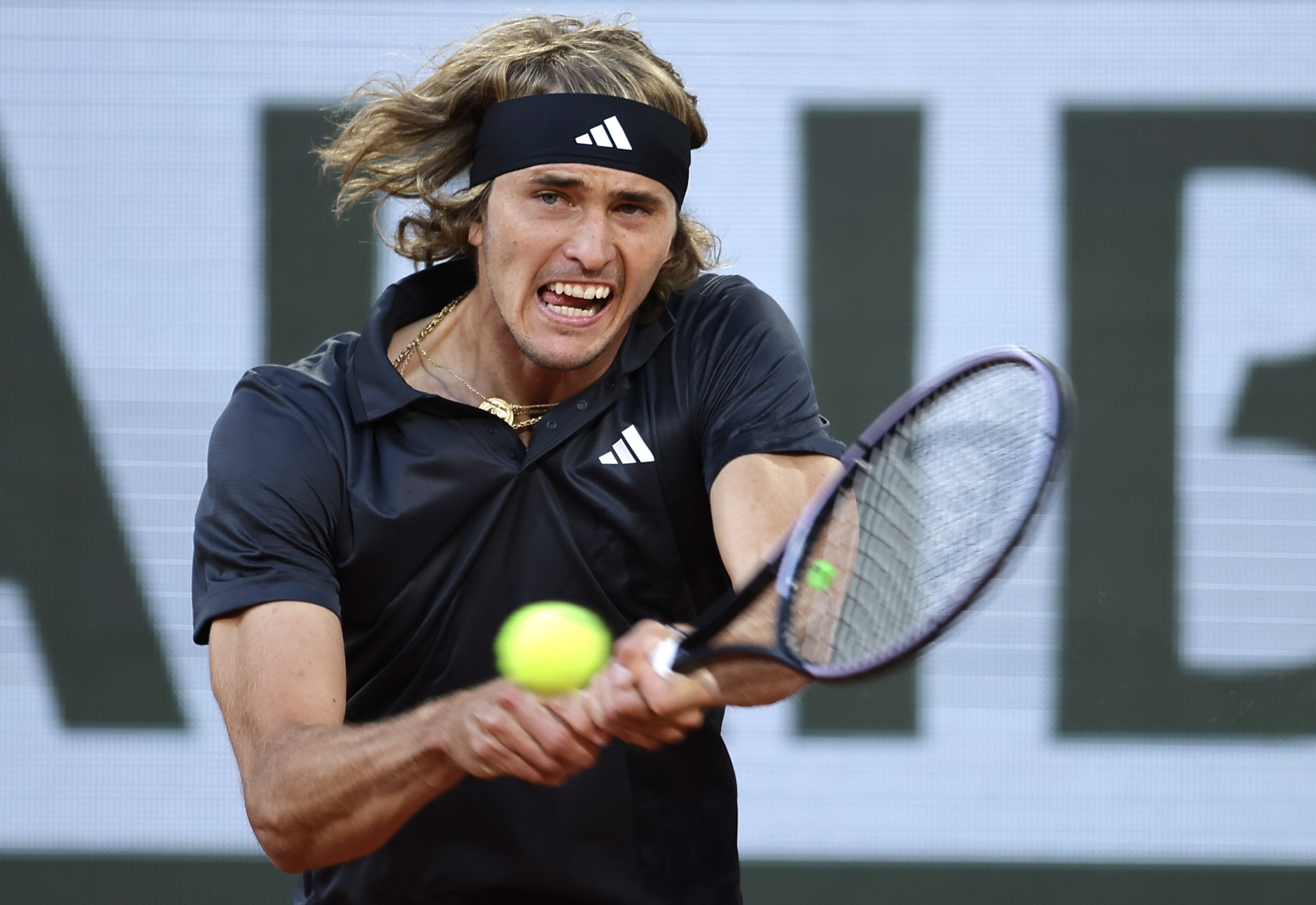 戴维斯杯翻盘温网，兹维列夫高光表现