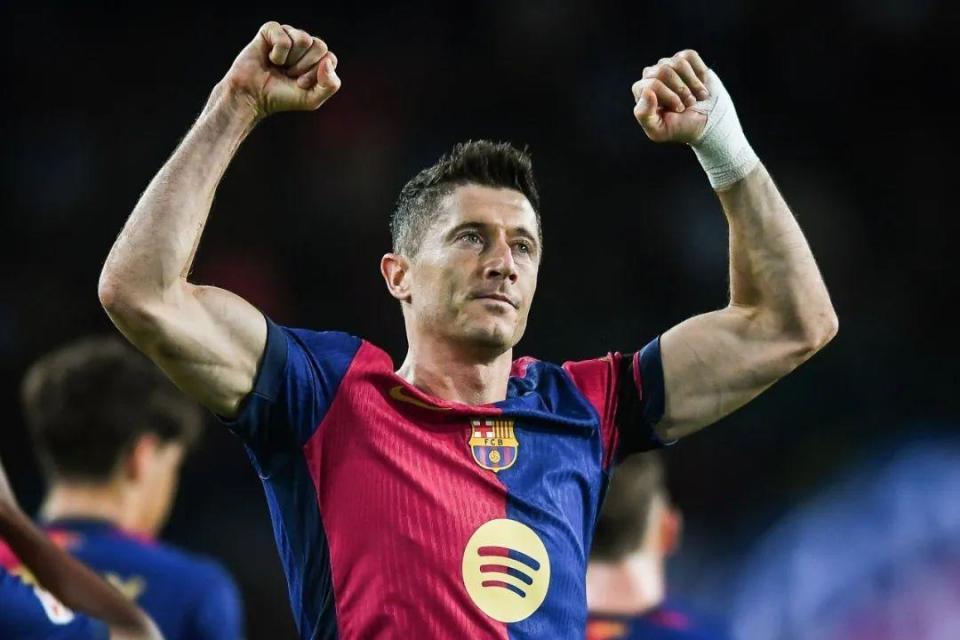 德国碾压土耳其，萨拉赫统治全场